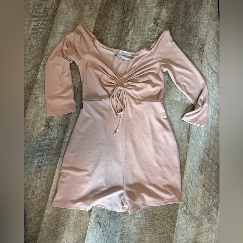 Urban outfitters size SM light pink shorts romper with gathered to tie in front